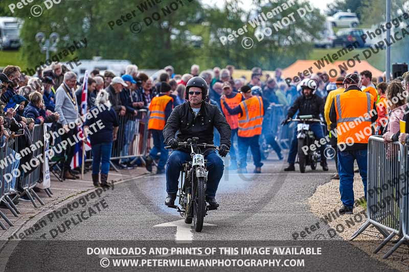Vintage motorcycle club;eventdigitalimages;no limits trackdays;peter wileman photography;vintage motocycles;vmcc banbury run photographs